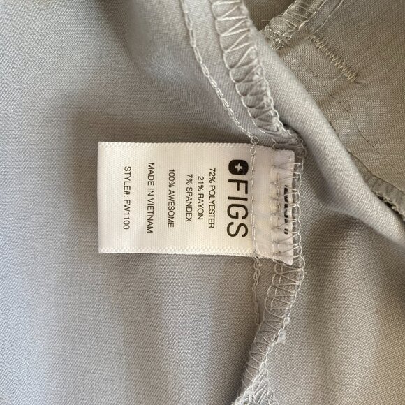 Limited edition figs light gray women's jogger scrub set - Picture 5 of 5